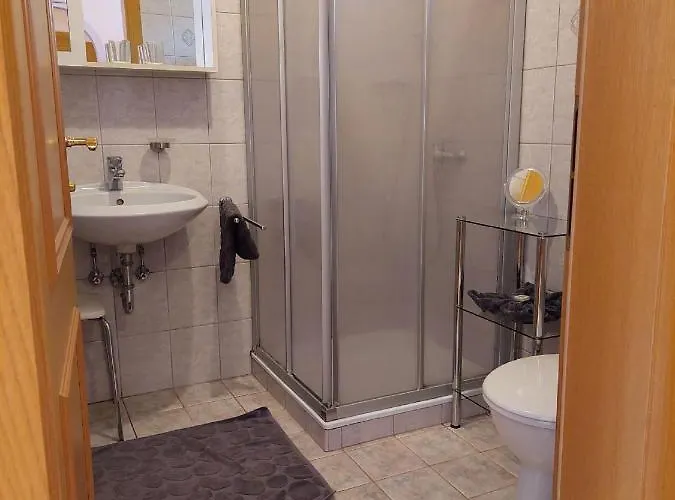 Weingut Piewald アパート Gut am Steg