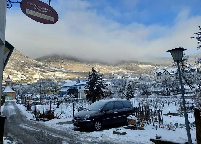 アパート Weingut Piewald Gut am Steg